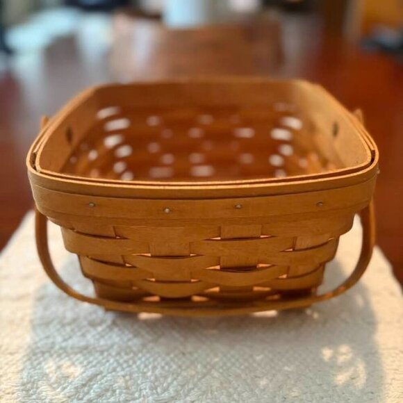 Vintage Handwoven Longaberger 1996 Double Handle Square Basket Signed - Picture 1 of 5